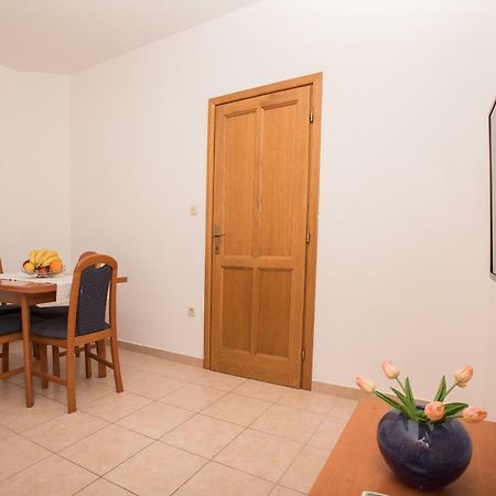 Villa Ivka Tucepi Ngoại thất bức ảnh